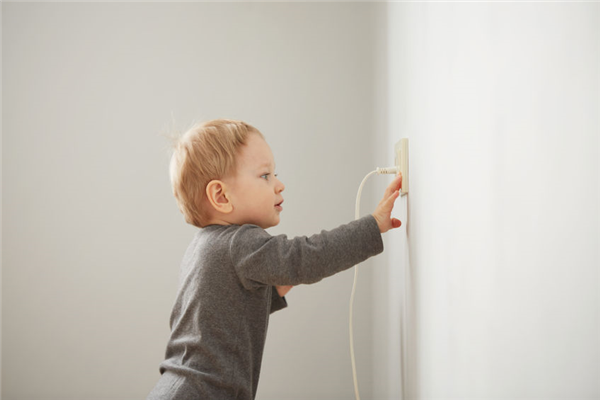 childproof outlets